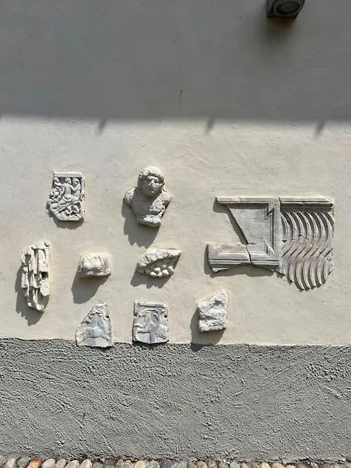 Borgo Del 1700- Le Scuderie- Trilocale Apartment Travedona 0*,  Italy