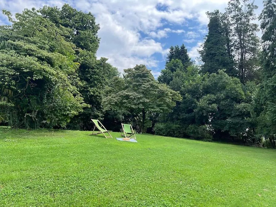 Borgo Del 1700- Le Scuderie- Trilocale Apartment Travedona 0*,  Italy