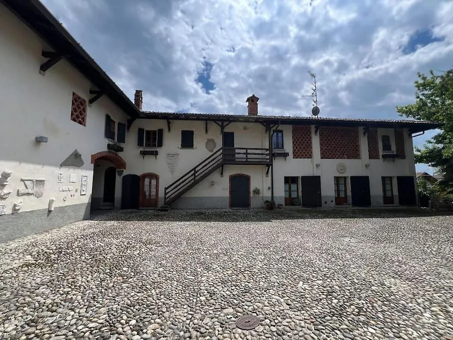 Borgo Del 1700- Le Scuderie- Trilocale Apartment Travedona