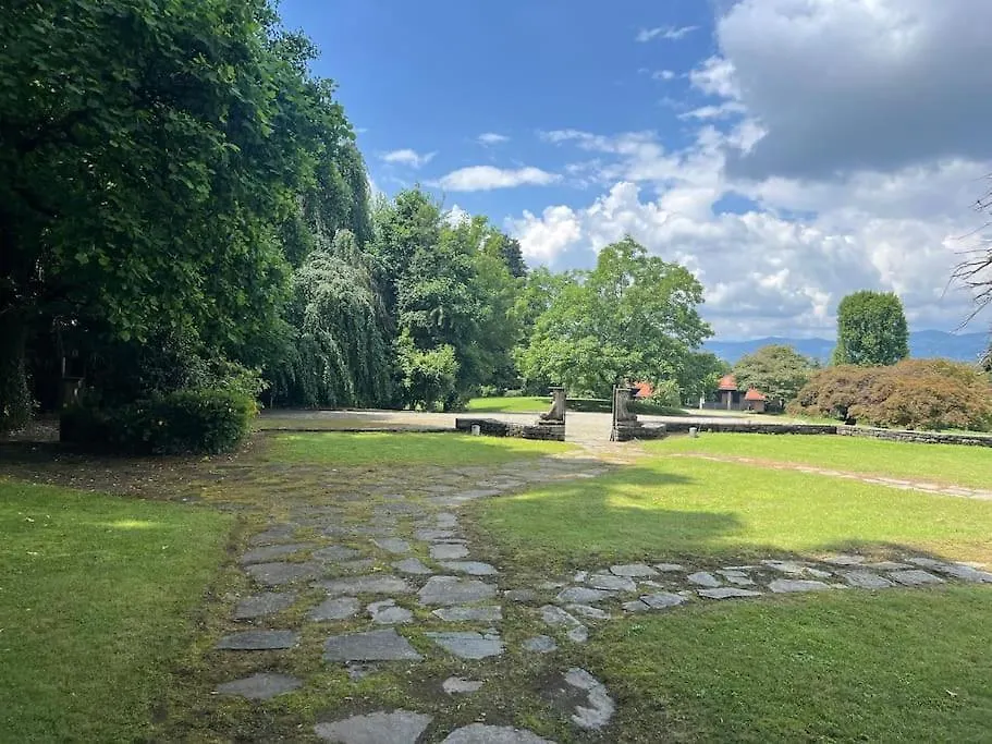 Borgo Del 1700- Le Scuderie- Trilocale Apartment Travedona 0*,