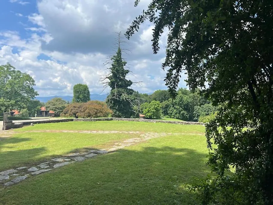 Borgo Del 1700- Le Scuderie- Trilocale Apartment Travedona Italy