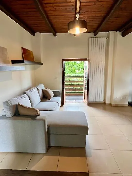 Borgo Del 1700- Le Scuderie- Trilocale Apartment Travedona